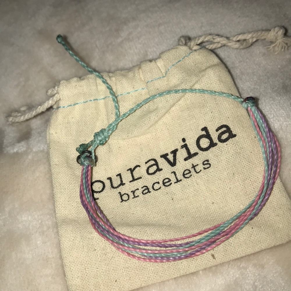 Brand New Pura vida braclet